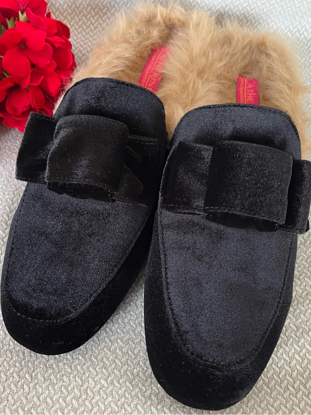 Catherine Malandrino Black Velvet Fur Slides Size 8